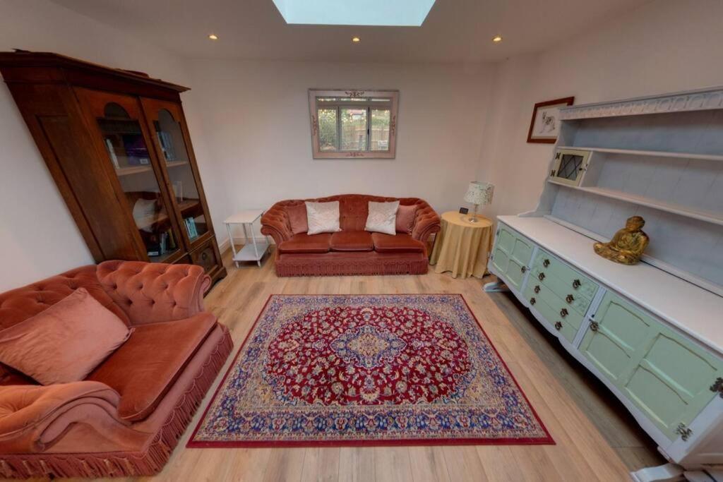 Вилла The Coach House Westoe Экстерьер фото